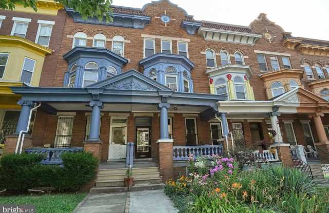 2809 CALVERT STREET N - 2809 North Calvert Street, Baltimore, MD 21218