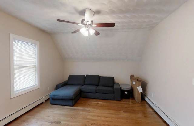 85 Pembroke Avenue85 Pembroke Avenue - 85 - 1 Gallery 2