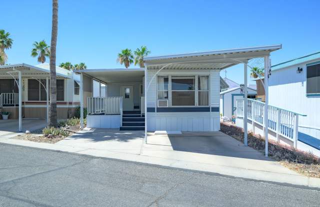 Charming 1-Bedroom Retreat in Riverview RV Resort for 55+ Gallery 1