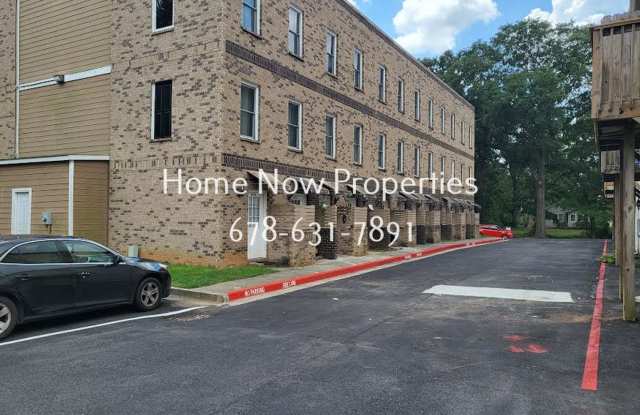 $500 off first rent!!  Best in Forest Park!!  2016 Construction photos photos