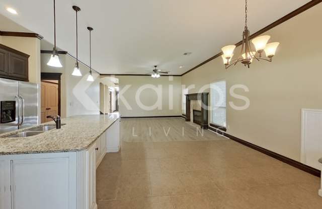 19001 Butterfly Boulevard Gallery 4