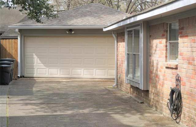 3411 Cave Springs Drive Gallery 3