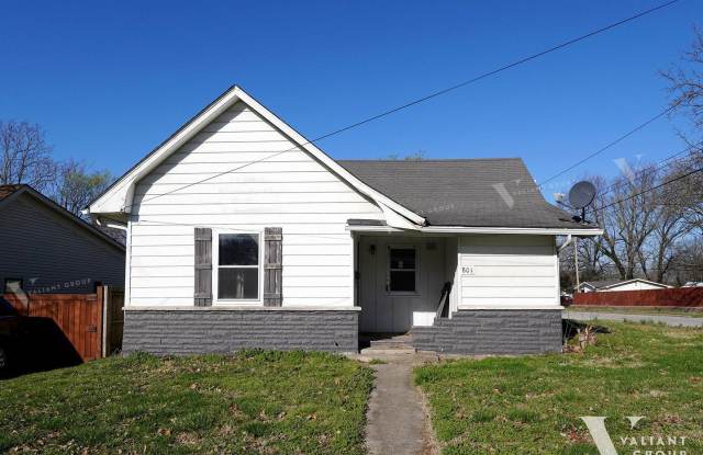 Spacious 3 Bedroom, 2 Bathroom Rental Home in the West Central Neighborhood photos photos