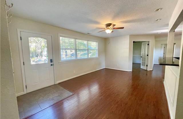 Beautiful 5 Bed Single Family Ranch in VB Gallery 3