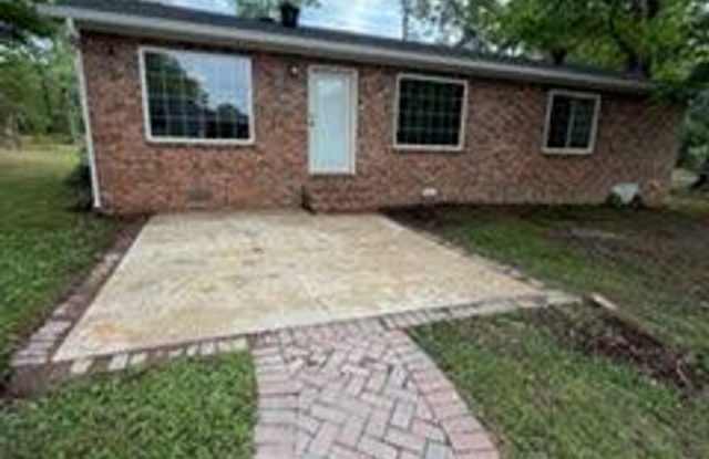 Great Home in Country Setting Gallery 4
