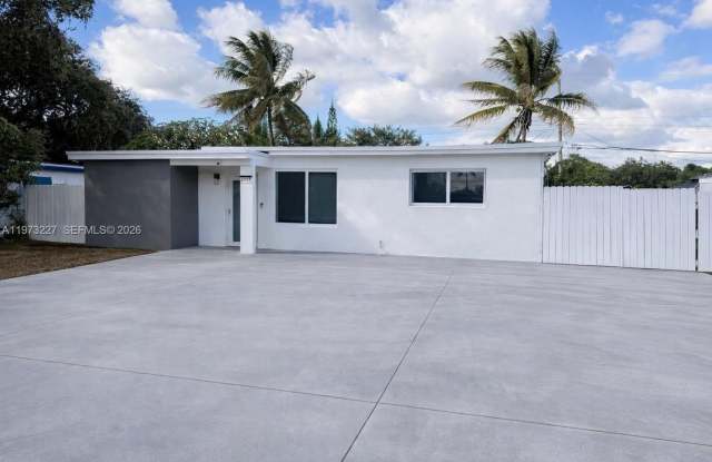 6305 Hayes St photos photos