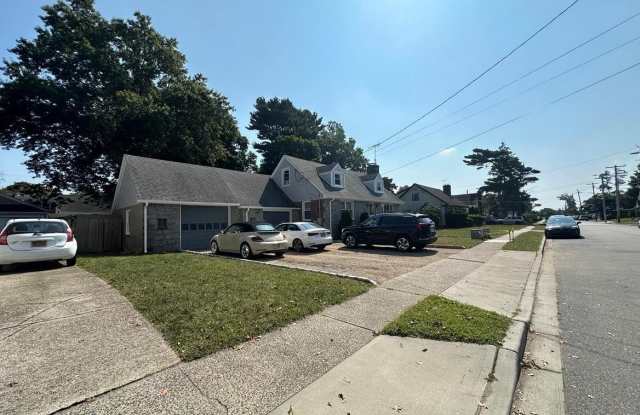 307 Bedford Avenue photos photos