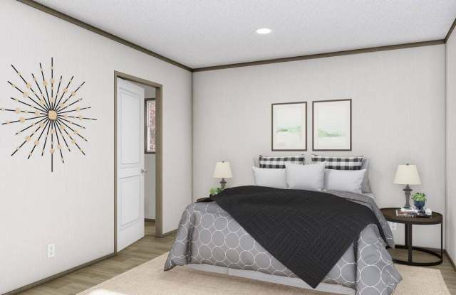 121 E Arlington Gallery 4
