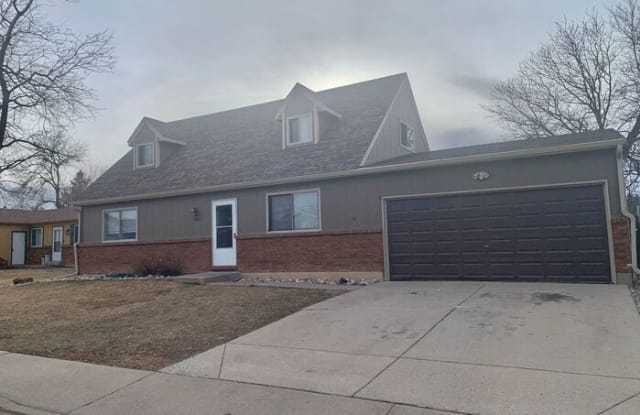 605 South Estrella Avenue - 605 South Estrella Avenue, Loveland, CO 80537