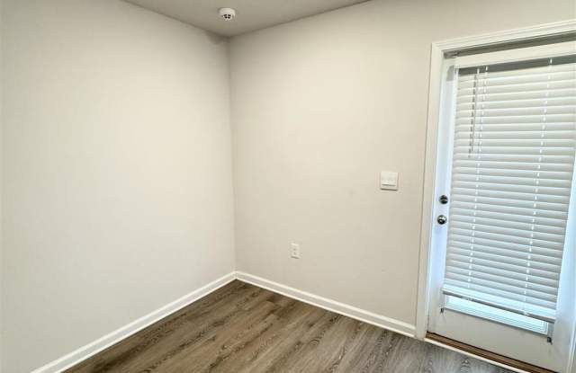 6311 Burrow Ln Gallery 3
