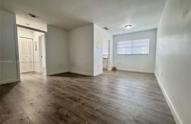 5889 W 26th Ave photos photos