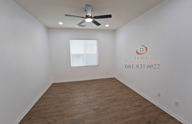Stunning 4-bedroom, 3-bathroom home Gallery 3