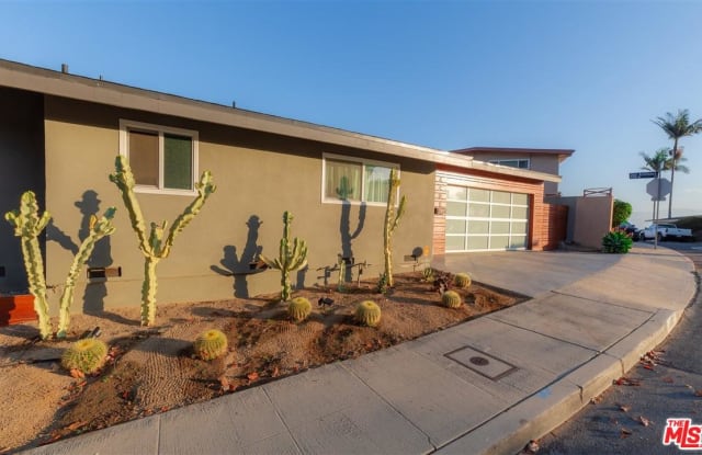 4401 DON DIABLO Drive - 4401 Don Diablo Drive, Los Angeles, CA 90008