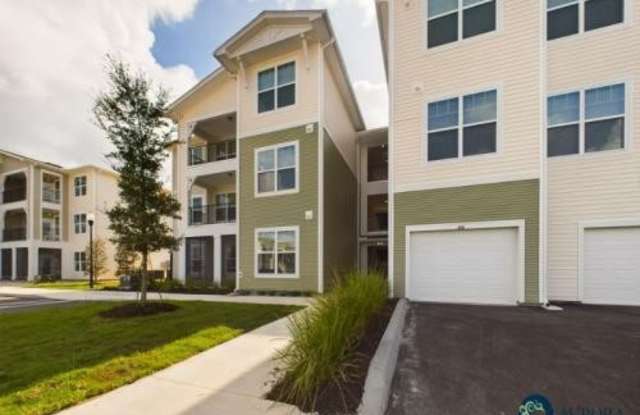 2150 NW 21st Avenue - 2150 Northwest 21st Avenue, Ocala, FL 34475