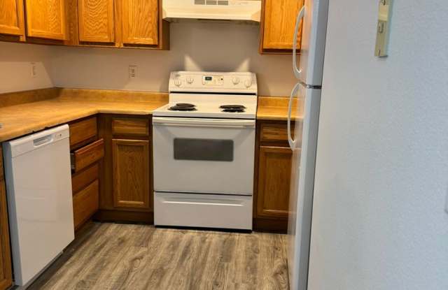 317 Patton Ave - 317 Patton Avenue, Cheyenne, WY 82007