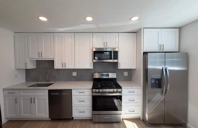 23837 Welby Way #1/2 Gallery 1