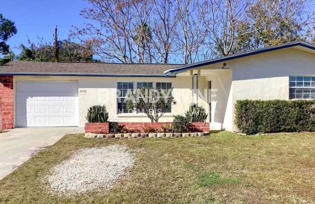 3535 Devonshire Drive photos photos