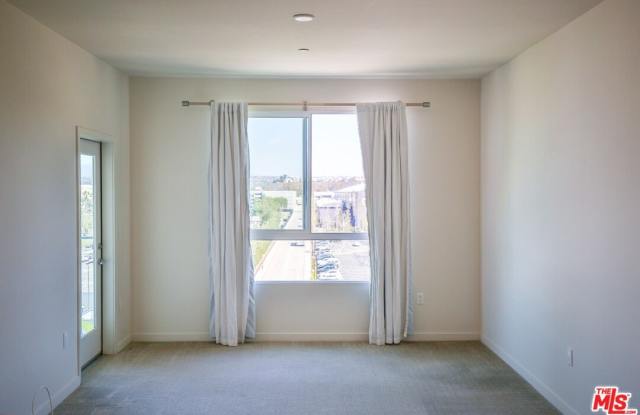 12655 Bluff Creek Dr Gallery 4