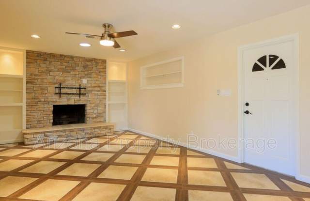 2522 E. Fairmont Dr. Gallery 2