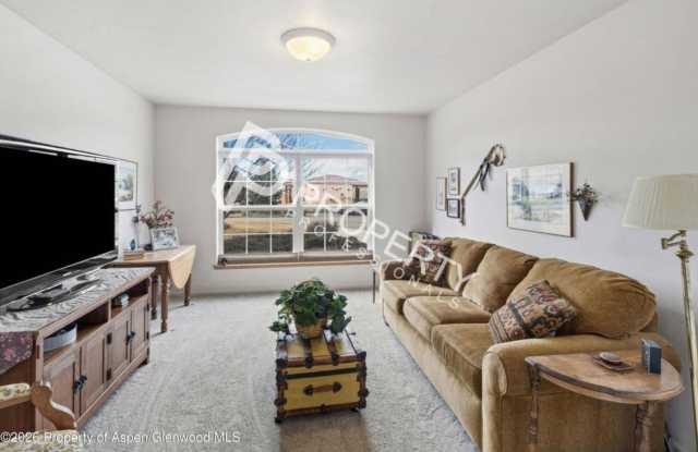 Beautiful 4 Bedroom Home for Rent in Battlement Mesa Gallery 4