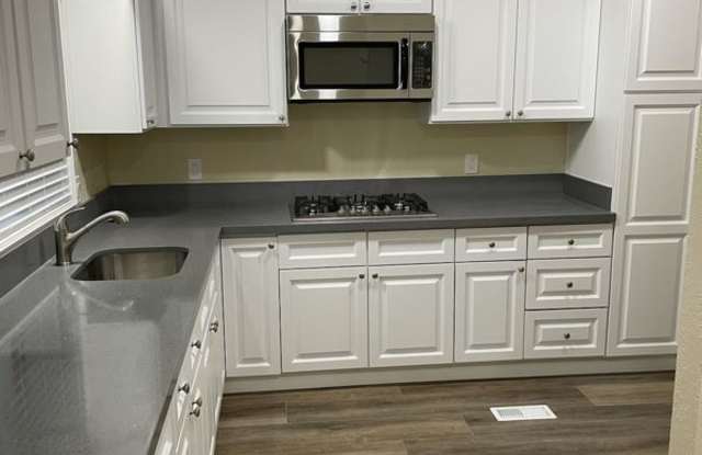 32033 Quartz Ln Gallery 2