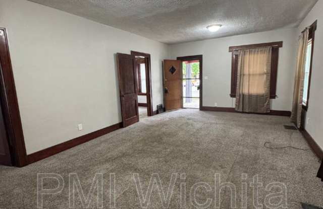 1937 North Fairview Gallery 3