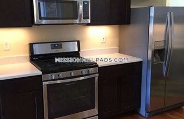 830 Huntington Ave - 830 Huntington Ave, Boston, MA 02115