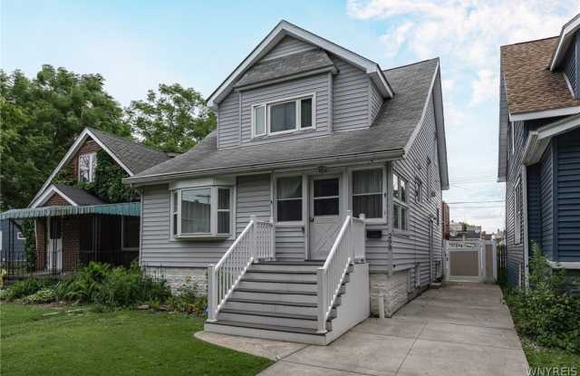 298 Cumberland Avenue photos photos