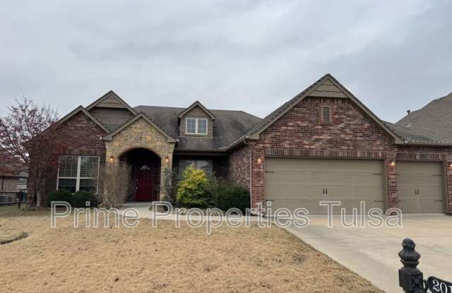 2016 E. 135th St S. photos photos