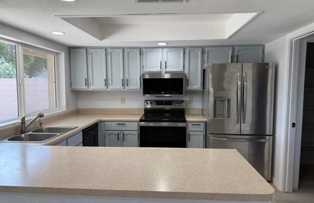 16801 N 45TH Place Gallery 4