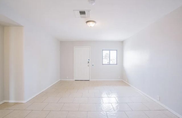 7915 West Pinchot Avenue photos photos 7915 West Pinchot Avenue photos photos