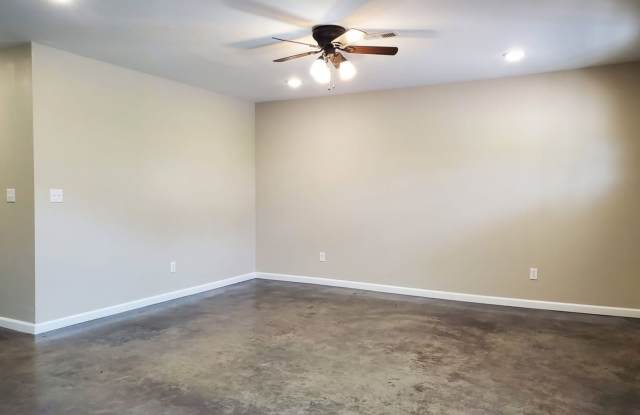 3 bedroom 1 bath House  located in Jackson, MO Gallery 4
