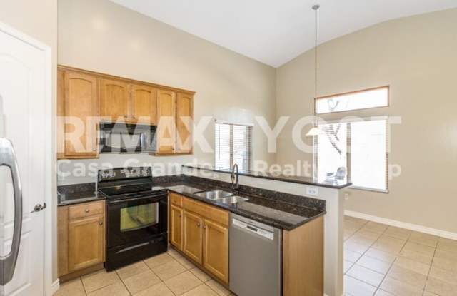 Comfort & Charm in Cottonwood Ranch! Gallery 4