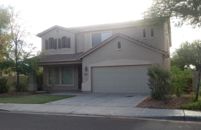 3645 E MEADOWVIEW Drive - 3645 East Meadowview Drive, Gilbert, AZ 85298