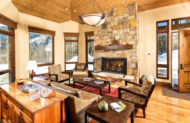 96 Mountain Laurel photos photos