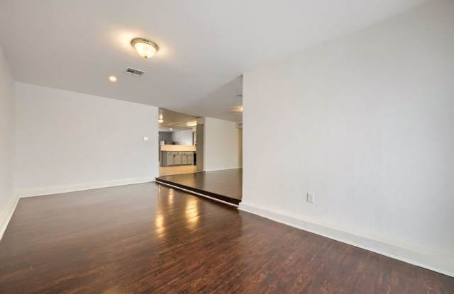 Charming 4BR Home with No HOA Gallery 4