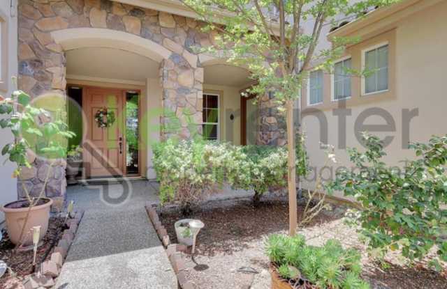 208 Otter Glen Court photos photos