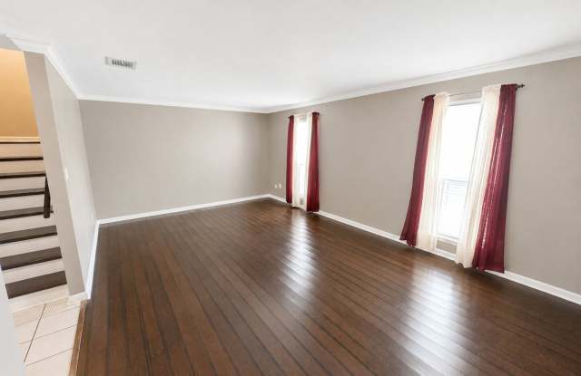 Shreveport Townhome! Gallery 3