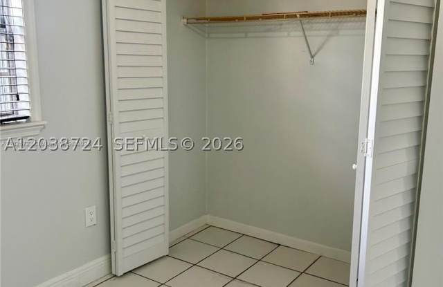 19436 NW 53rd Pl Gallery 3