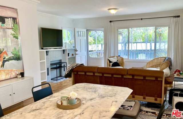 932 Marco Pl Gallery 4
