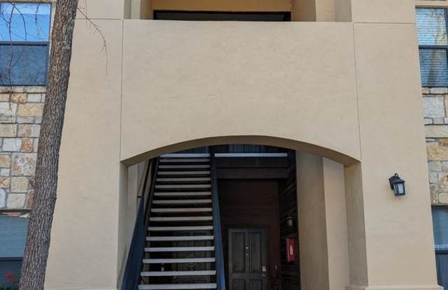 2 bed / 2 bath condo near Blue Hole Park Gallery 3