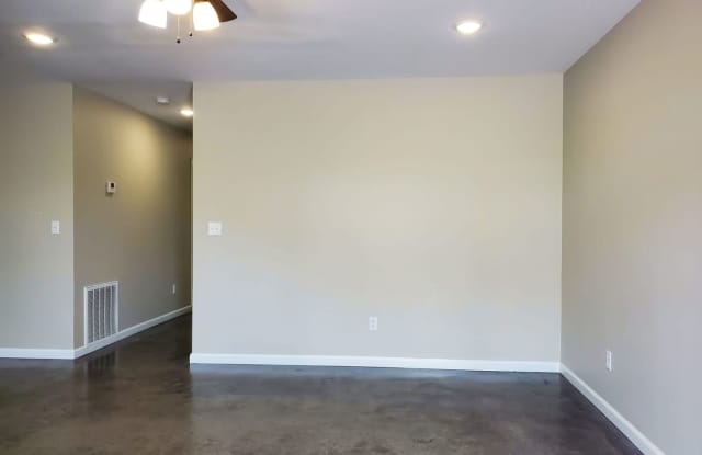 3 bedroom 1 bath House  located in Jackson, MO Gallery 3