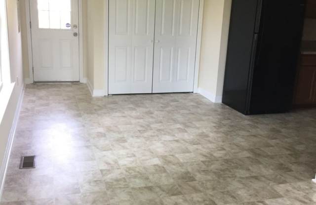 3 Bedroom 2 bath Home - East Spencer - Section 8 Preferred Gallery 4