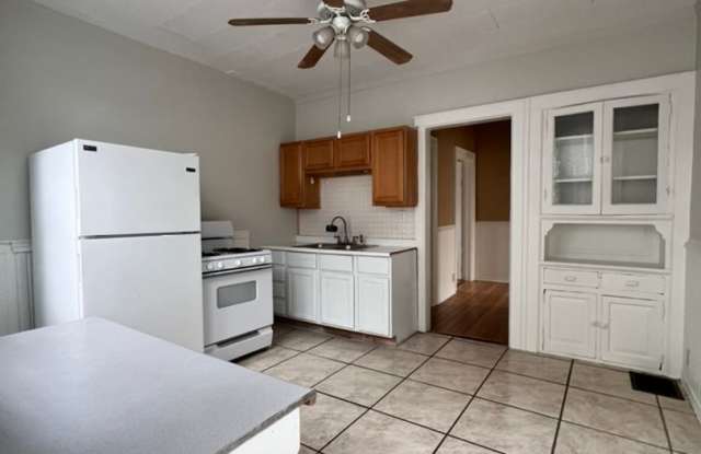 2407-2409 N. Farwell Ave. photos photos