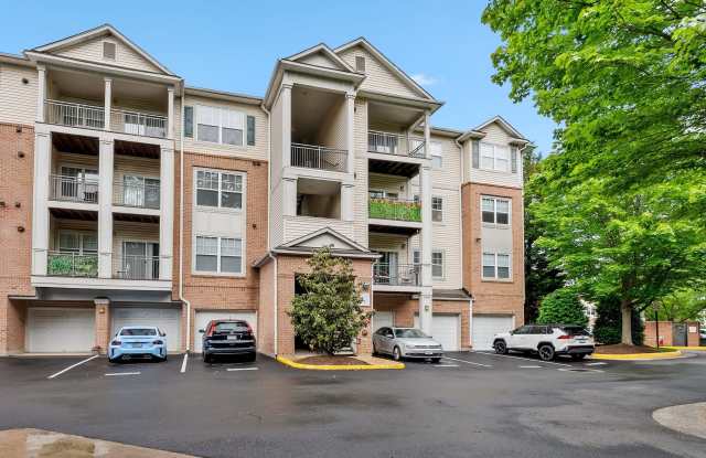 12120 GARDEN RIDGE LANE - 12120 Garden Ridge Lane, Fair Oaks, VA 22030