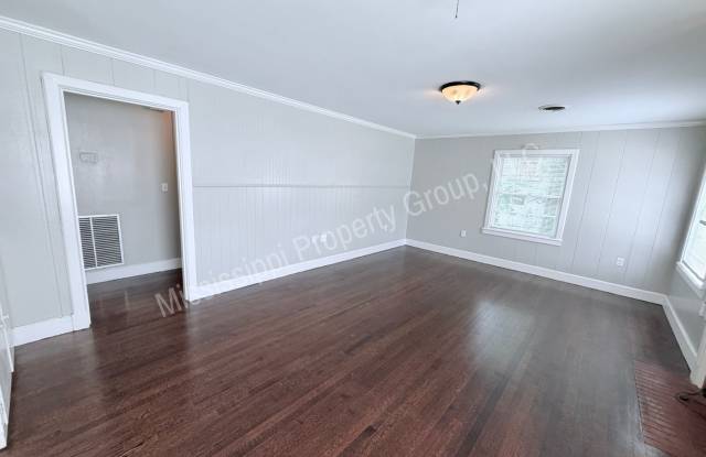 4BR/3BA For Rent Gallery 3