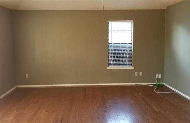 1317 Flameleaf Drive Gallery 4