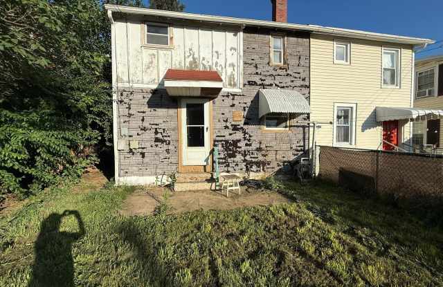 329 DUKE Street Gallery 2