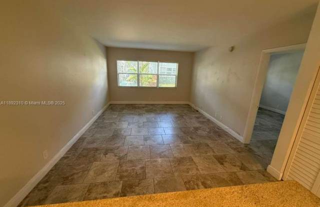 280 S Cypress Rd photos photos