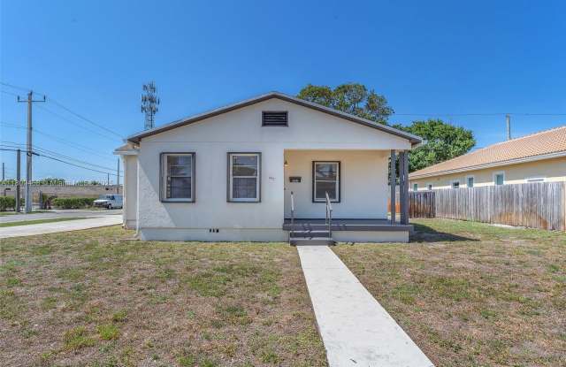 443 Wilder St photos photos